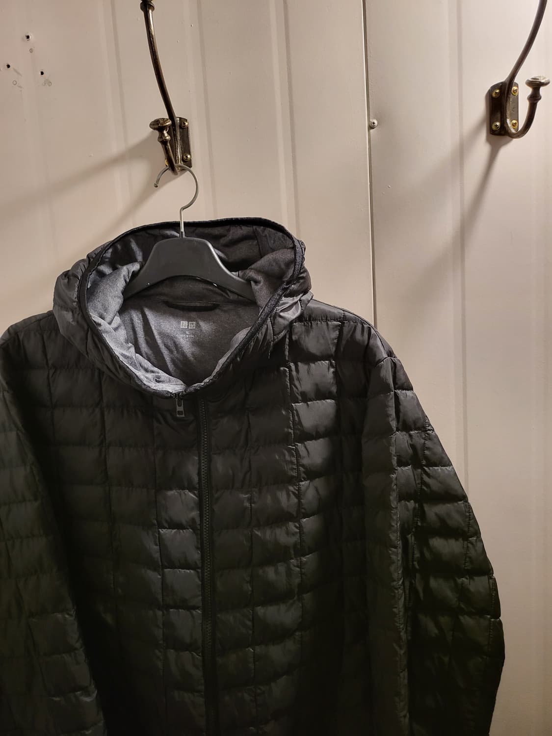 유니클로 경량 후드패딩 상품이미지2