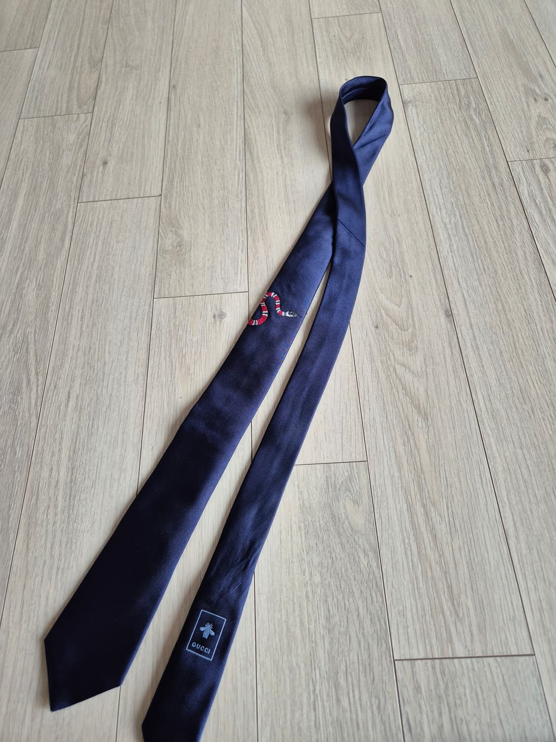 구찌 스네이크 넥타이 상품이미지1