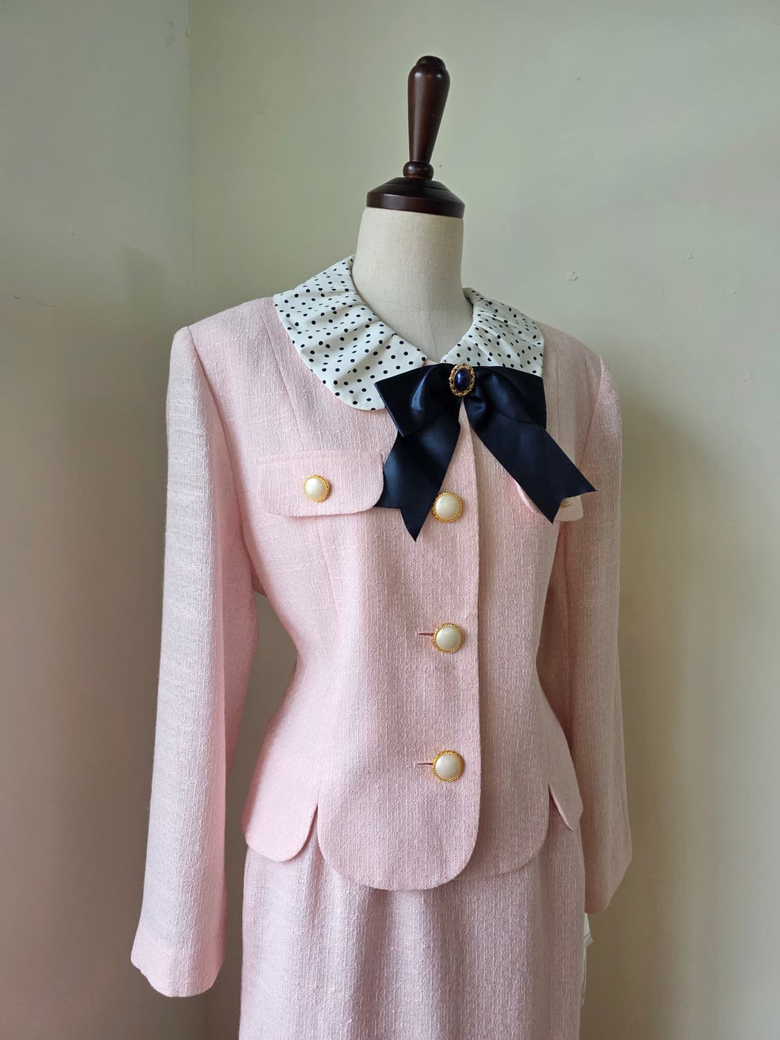 미착용 새상품 핑크 트위드 셋업 (자켓+스커트/카라, 브로치 탈부착) 상품이미지1