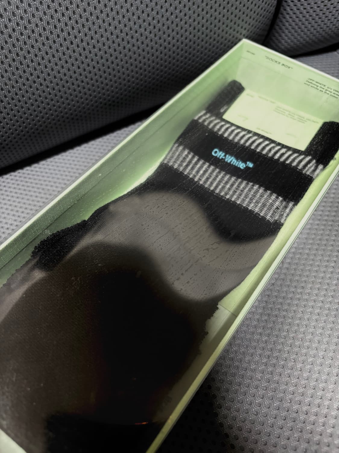 오프화이트 리버서블 양말 OS 상품이미지1