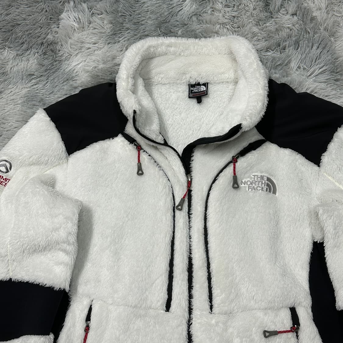 노스페이스 써밋 푸모리 화이트 플리스자켓 XL 상품이미지2