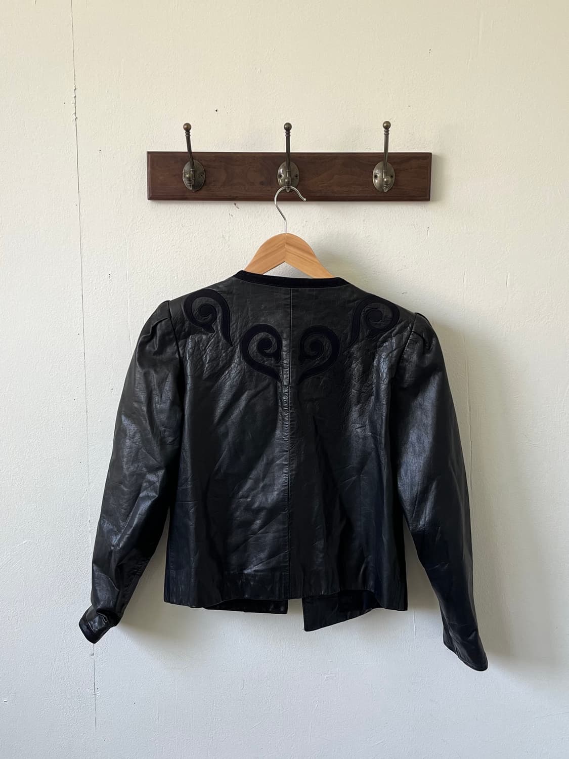 90’s PARIENNE 아라베스크 레더자켓 상품이미지3