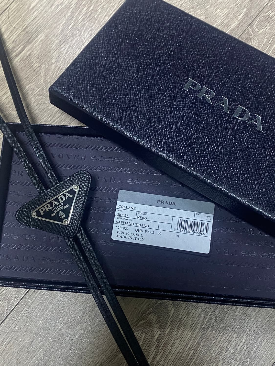 프라다 사피아노 볼로타이 블랙 상품이미지1