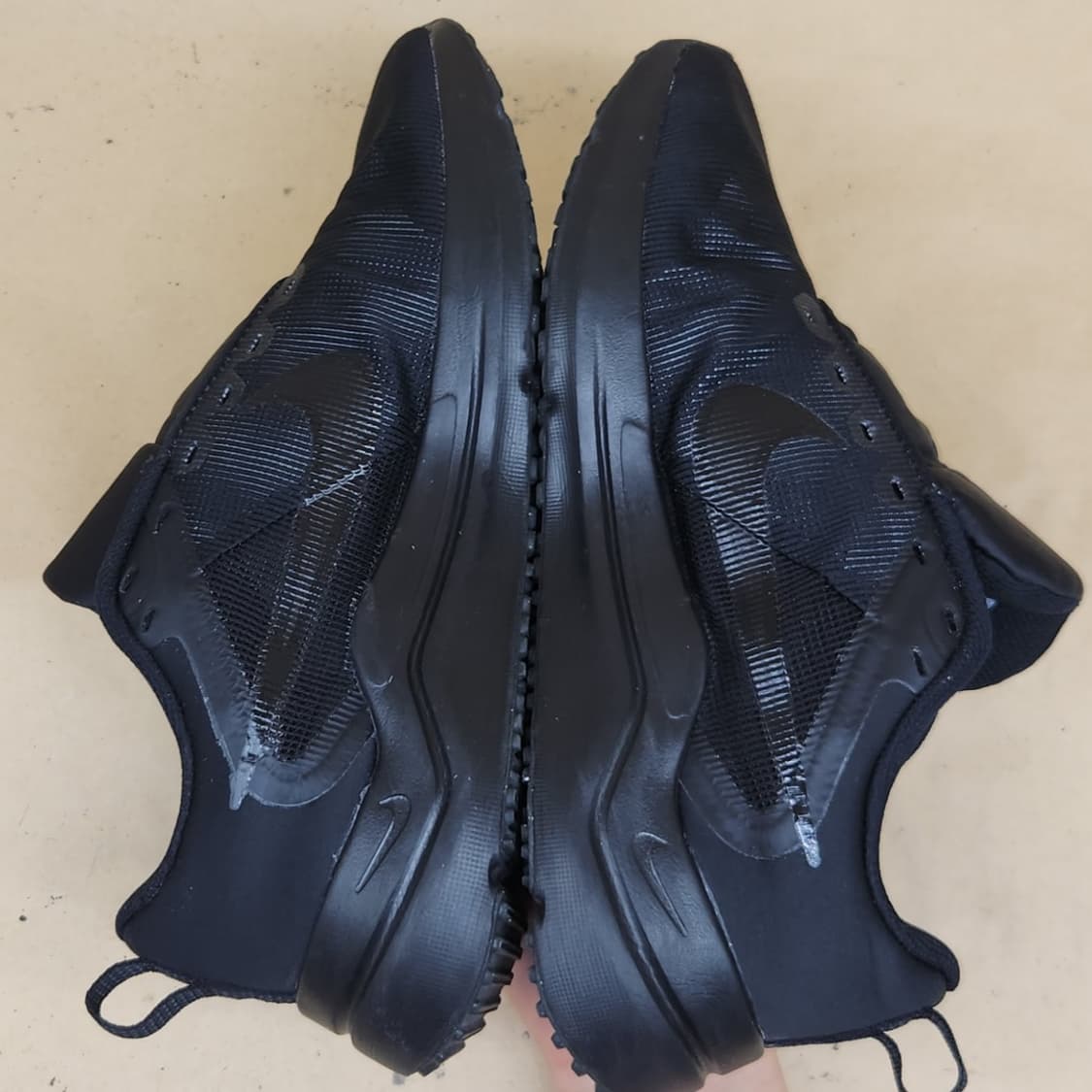 나이키 다운시프터12 올블랙250 상품이미지5