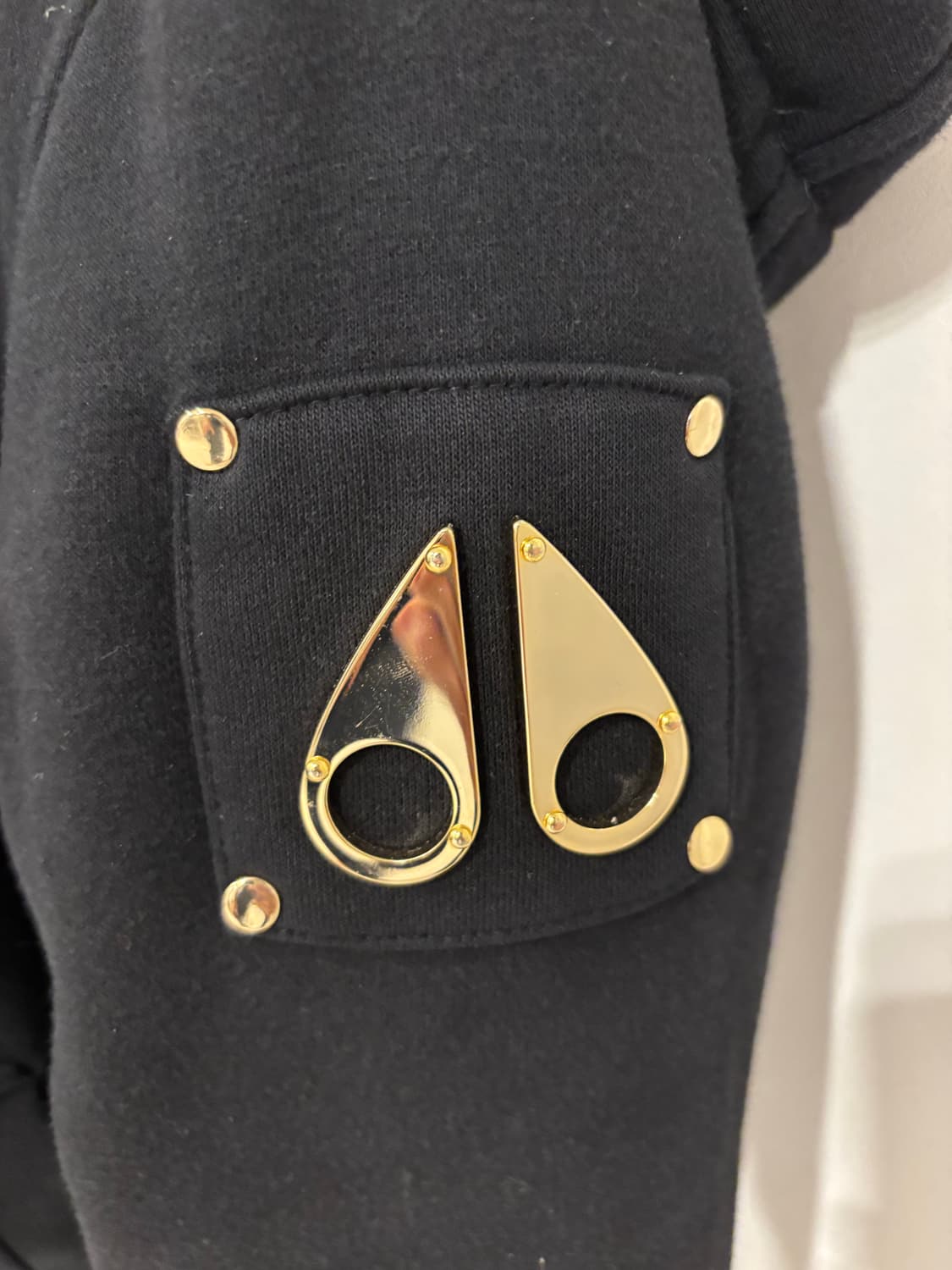 무스너클 버니스웨터 금장 XS 상품이미지2