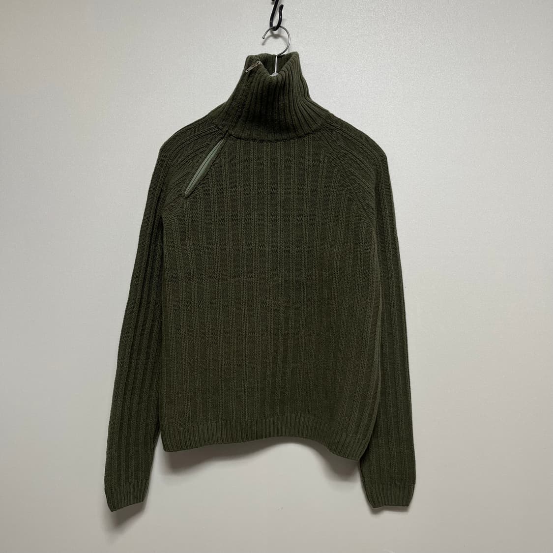 기마구아스 gimaguas 골지 터틀넥 니트 상품이미지1