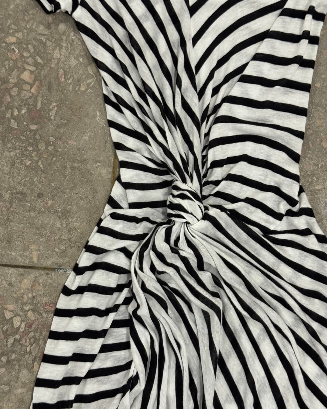 무료배송) THREE HUNDRED THIRTY DAYS DRESS 상품이미지3