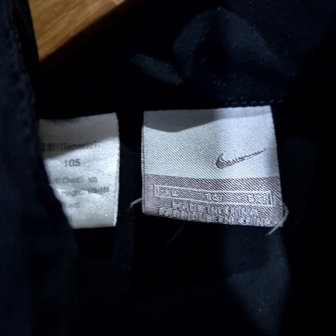 나이키 솔로스우시 바람막이 상품이미지5