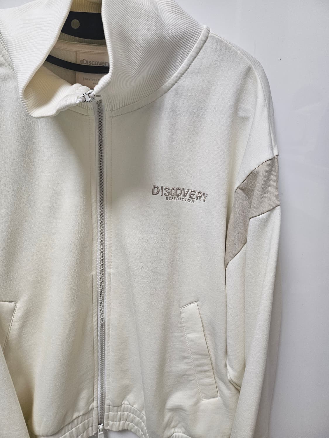 디스커버리 크롭후드집업.와이드바지세트 상품이미지3