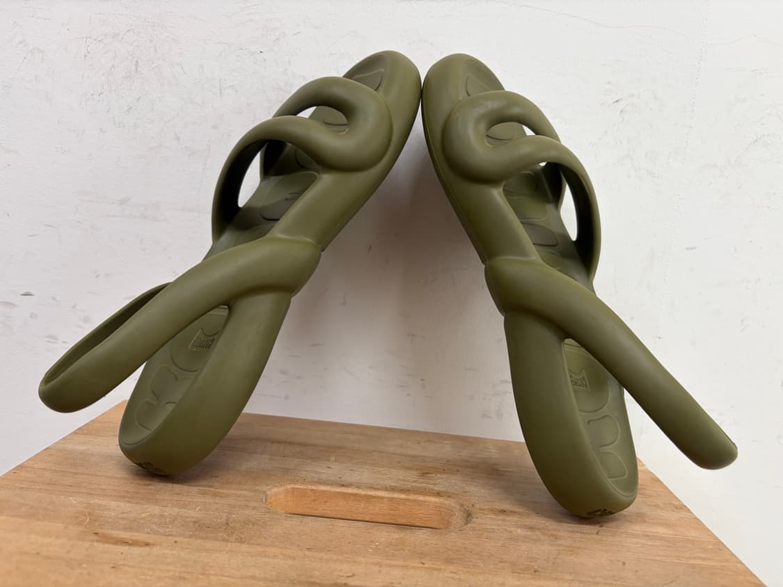 캠퍼 코바라 플랫 올리브그린 255 상품이미지5
