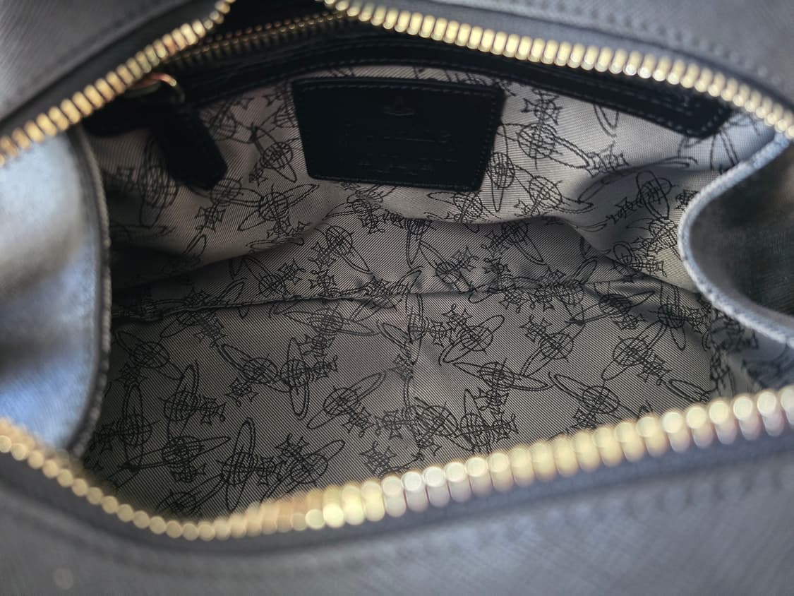 Vivienne Westwood 야스민 미디움 ORB 로고 블랙 상품이미지10