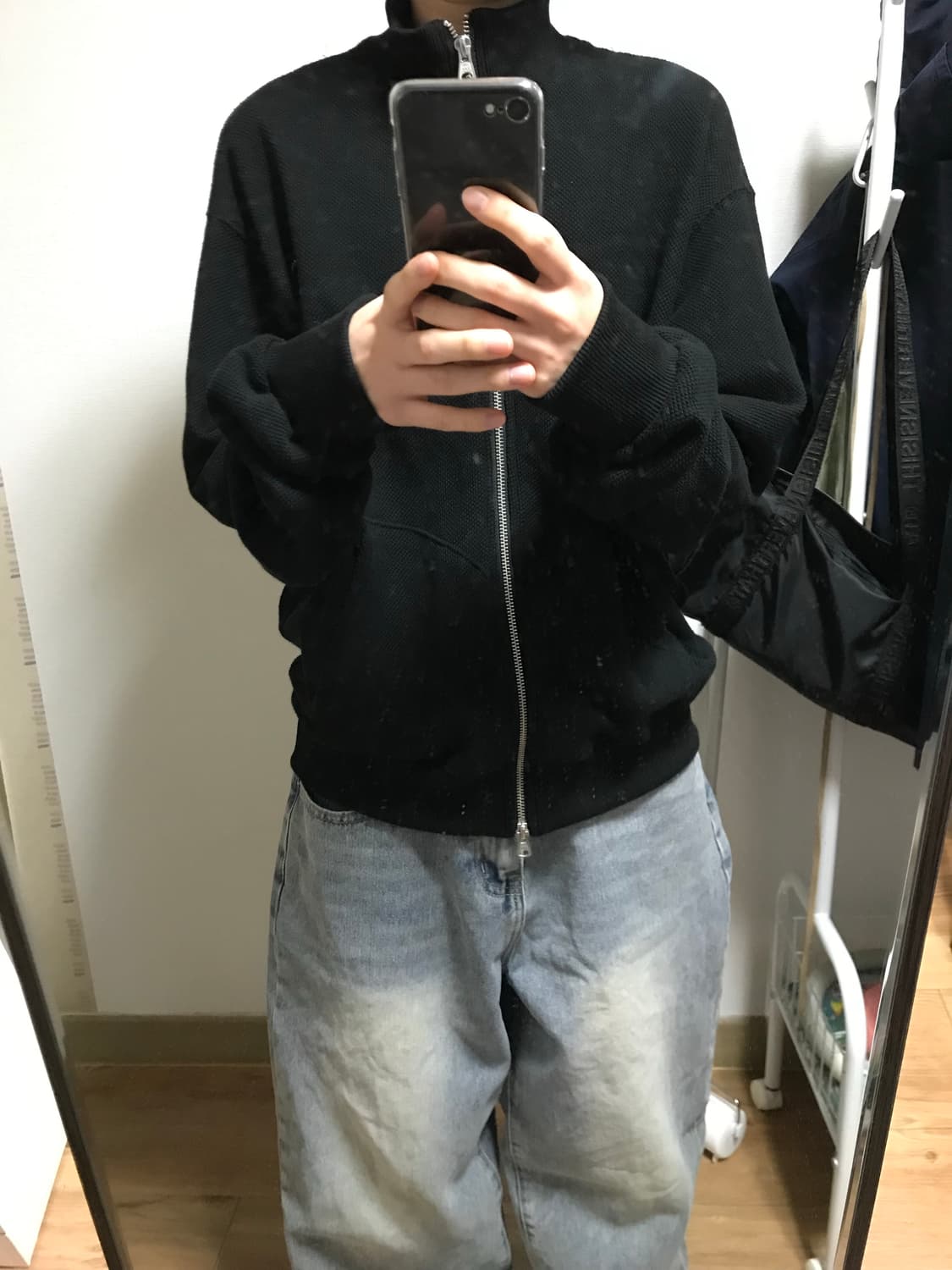 사일런트실러블 집업 상품이미지1