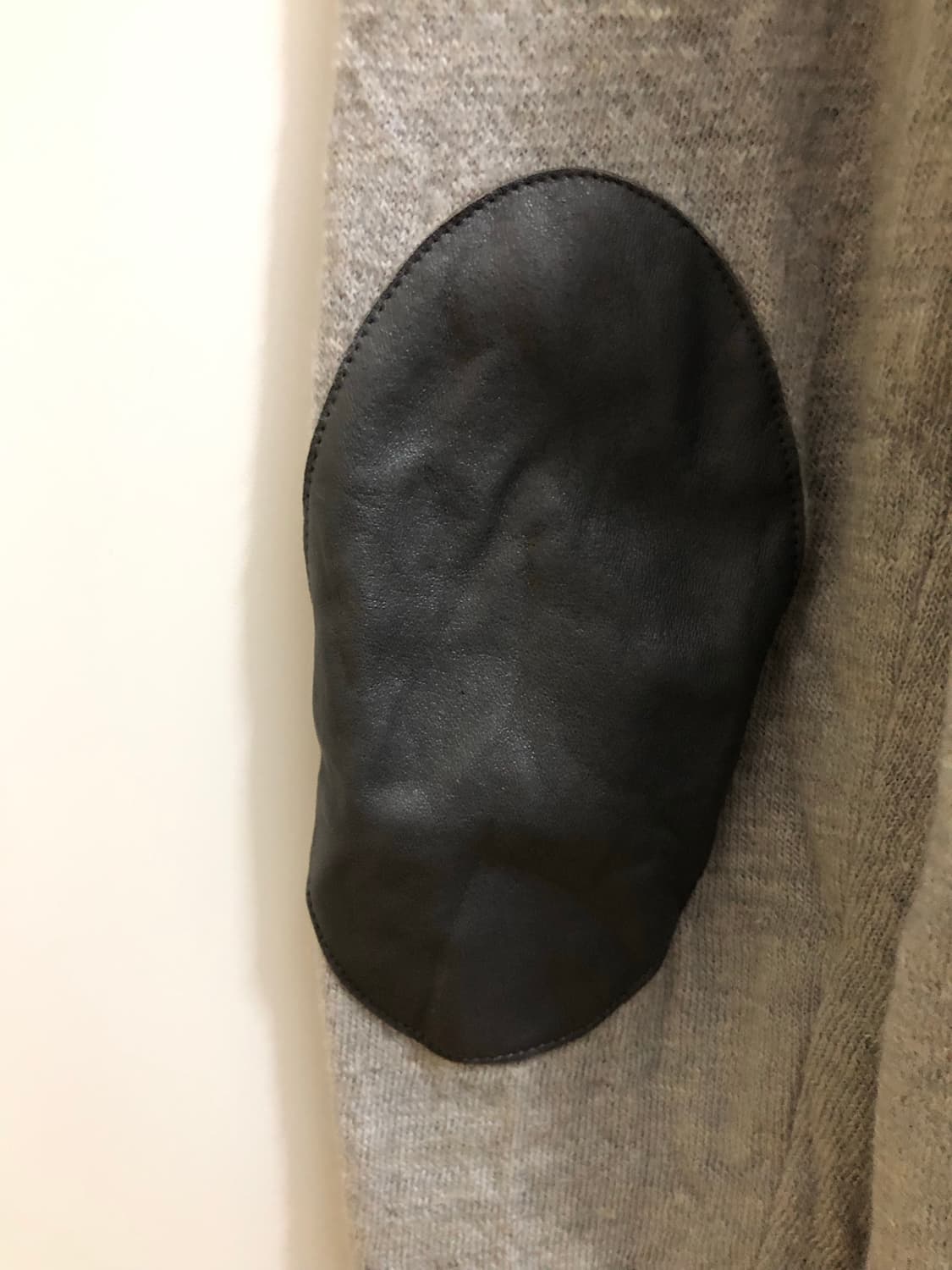 [M] 마르지엘라 엘보우 패치 가디건 그레이 상품이미지4