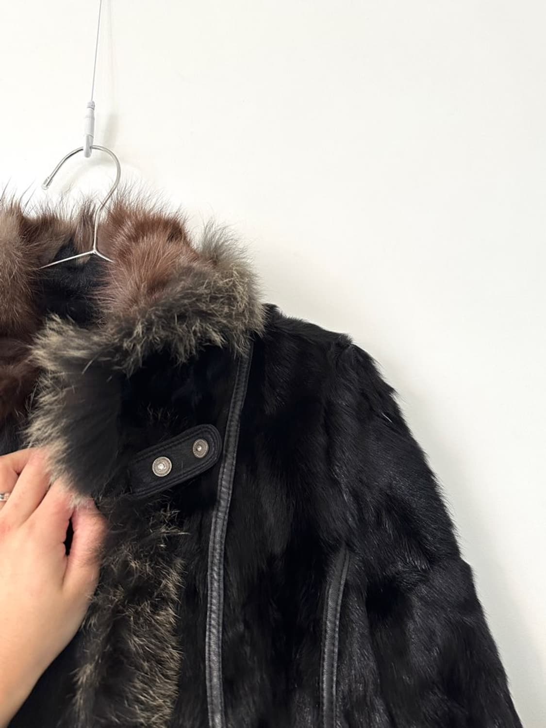 Feminine string short fur jacket  상품이미지3