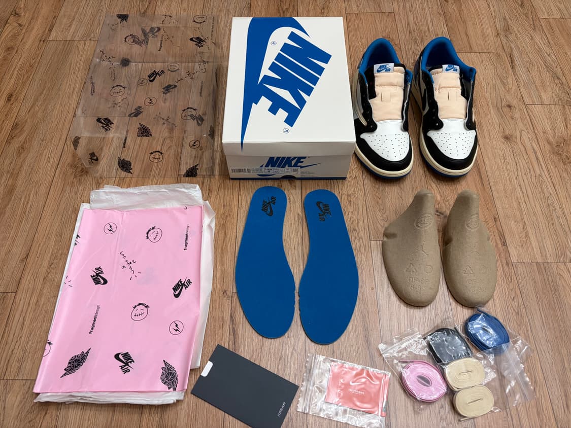 ( 265 ) 조던1 X 트레비스 스캇 X 프라그먼트 레트로 로우 OG  상품이미지1