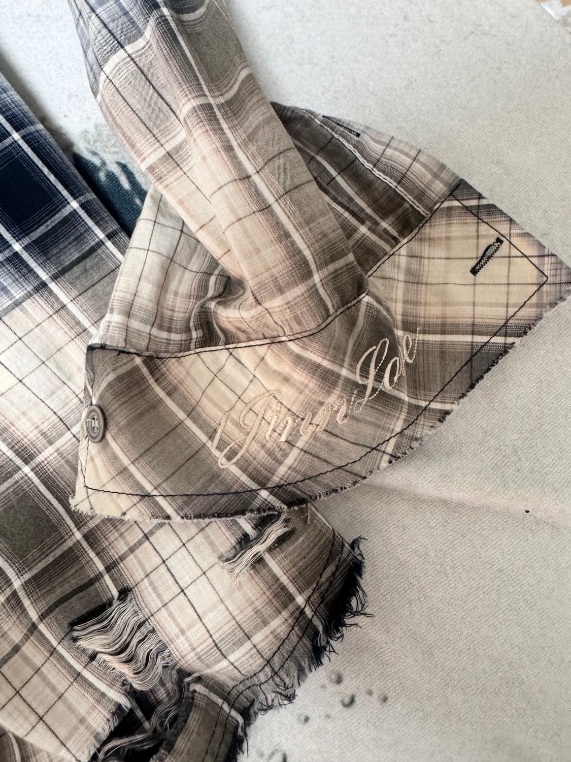 1jinn studio 디스트로이드 셔츠 상품이미지3