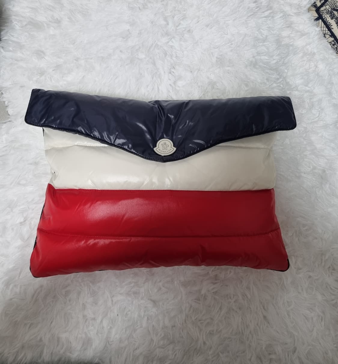 정품) 몽클레어 패딩 클러치   상품이미지1