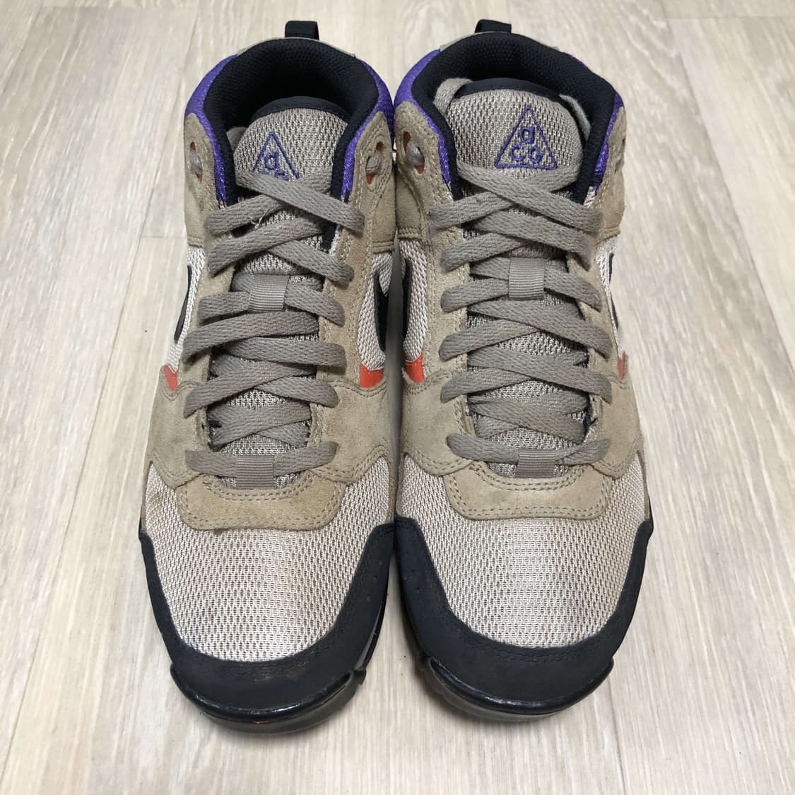 (260) 00's 나이키 NIKE ACG 파이로 클라스트 미드 베이지 상품이미지9