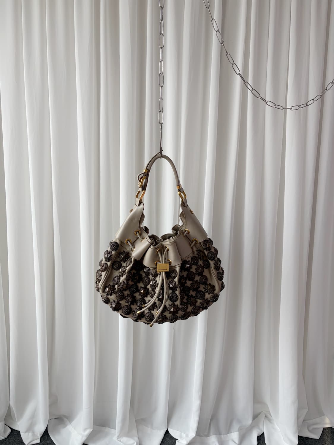 버버리 프로섬 스터드 메이슨 워리어 호보백 상품이미지1