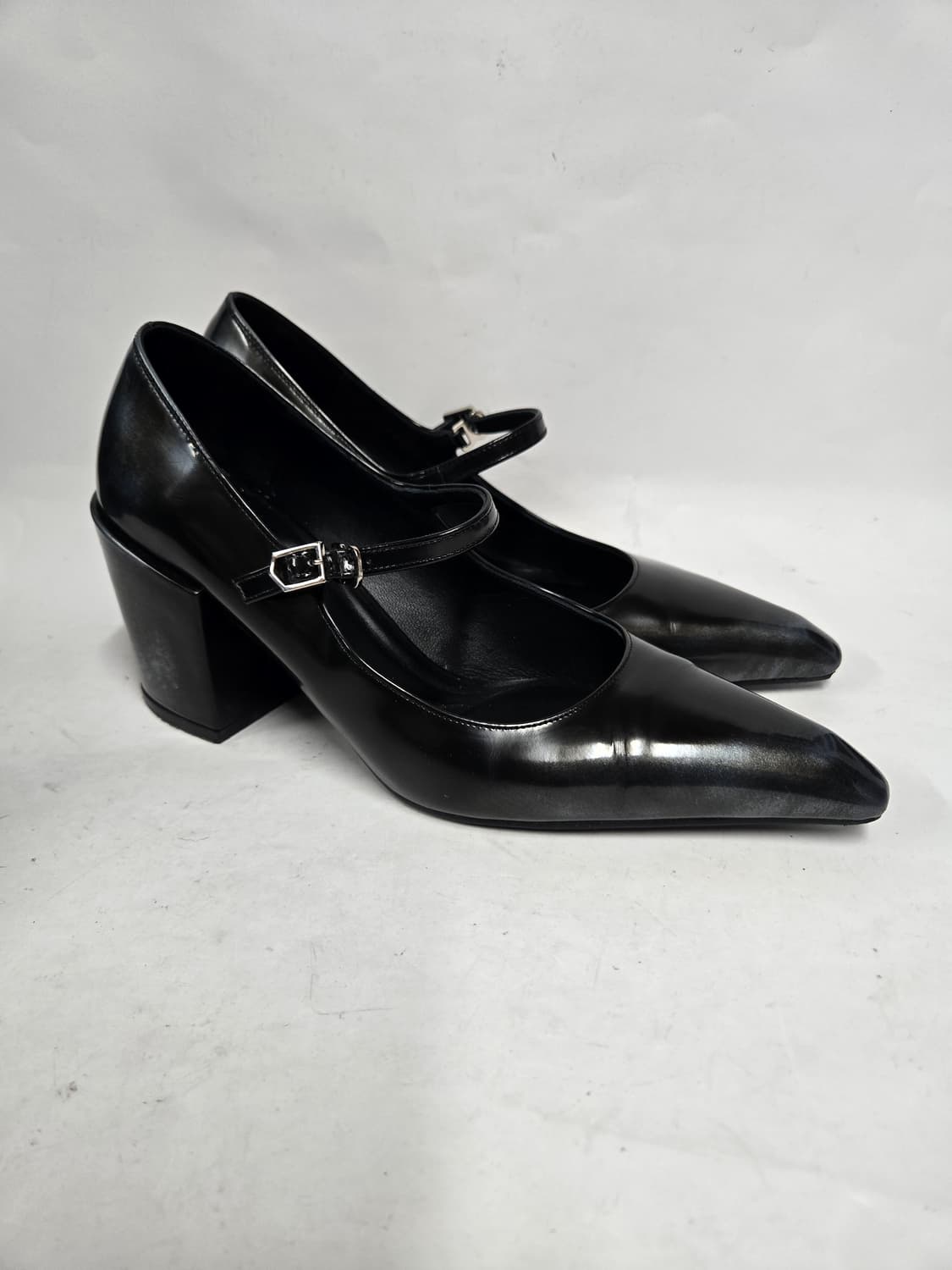 SUECOMMA BONNIE 메리제인 투톤 펌프스 블랙 230 상품이미지2