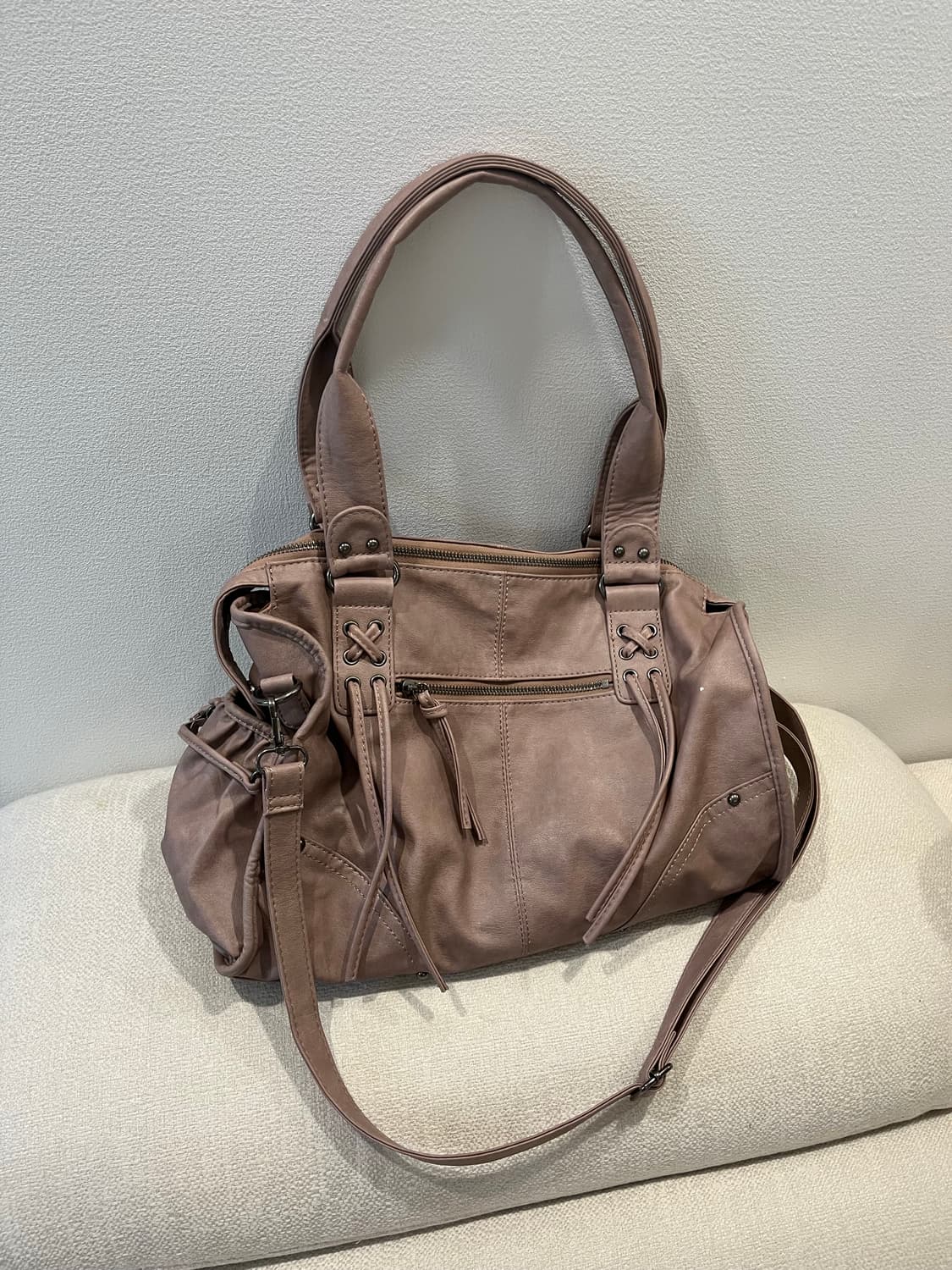 팬시클럽 벨티드 워싱 레더백 (BABY PINK) 상품이미지2