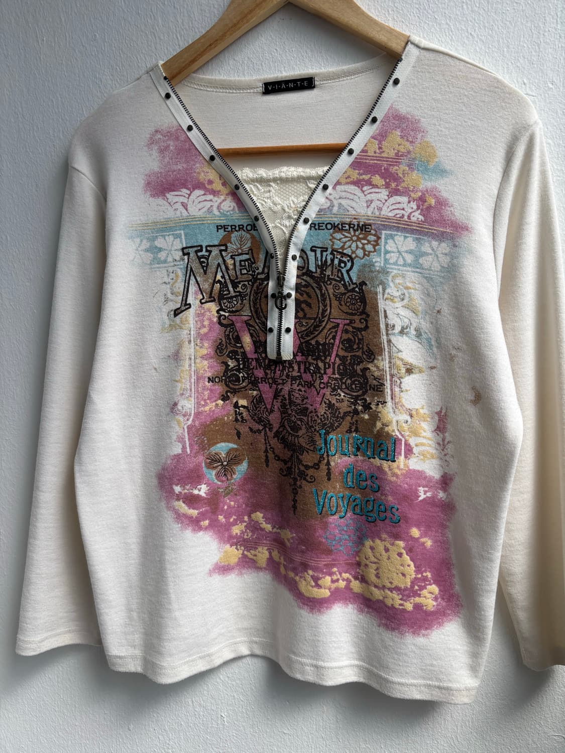 Vintage Ivory Graphic Long Sleeve  상품이미지5