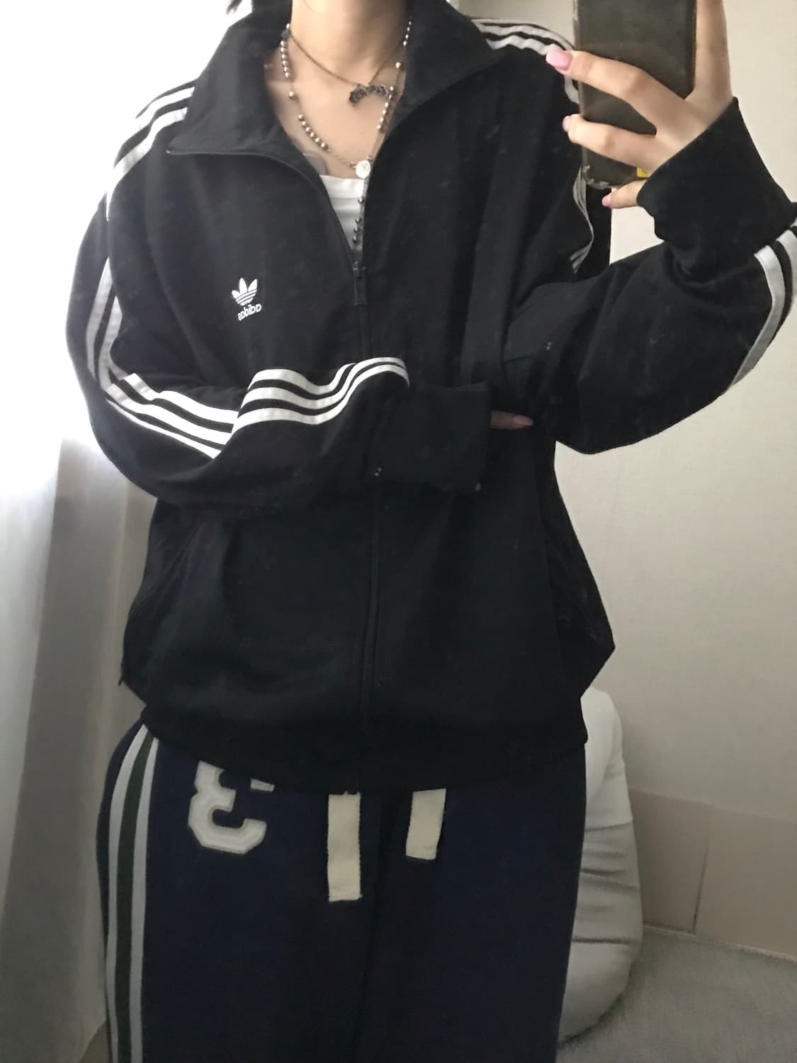 아디다스 블랙 오버핏 트랙탑 상품이미지6