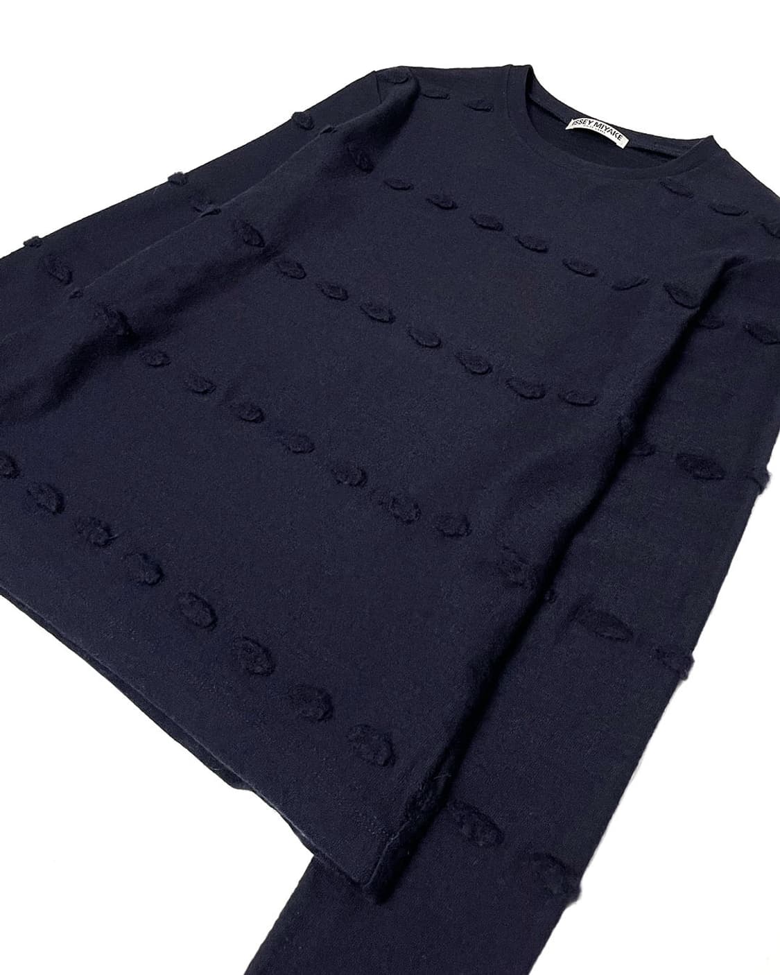 Issey Miyake 네이비 엠보 롱 슬리브리스 set up 상품이미지7