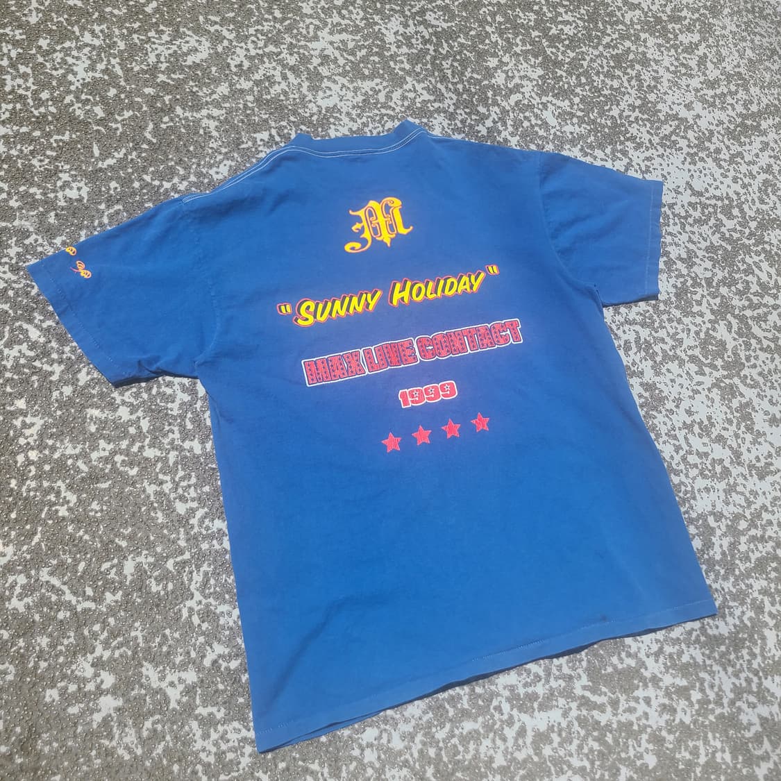 '90 Sunny Holiday 티셔츠 상품이미지1