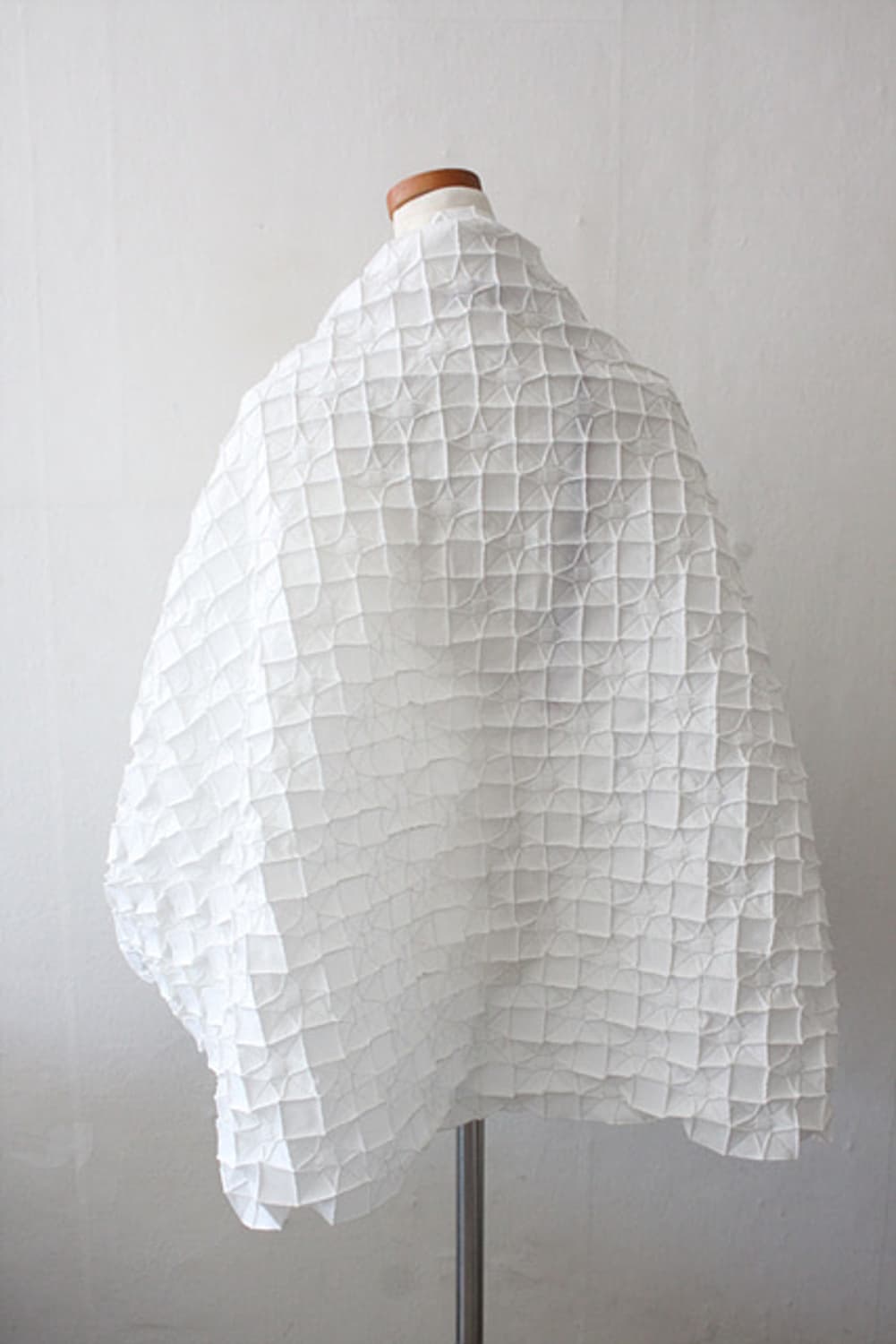 ISSEYMIYAKE 이세이미야케 볼레로 상의 새제품 상품이미지4