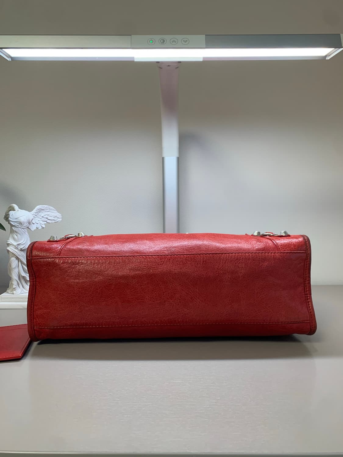 발렌시아가 클래식 모터백 레드 상품이미지4