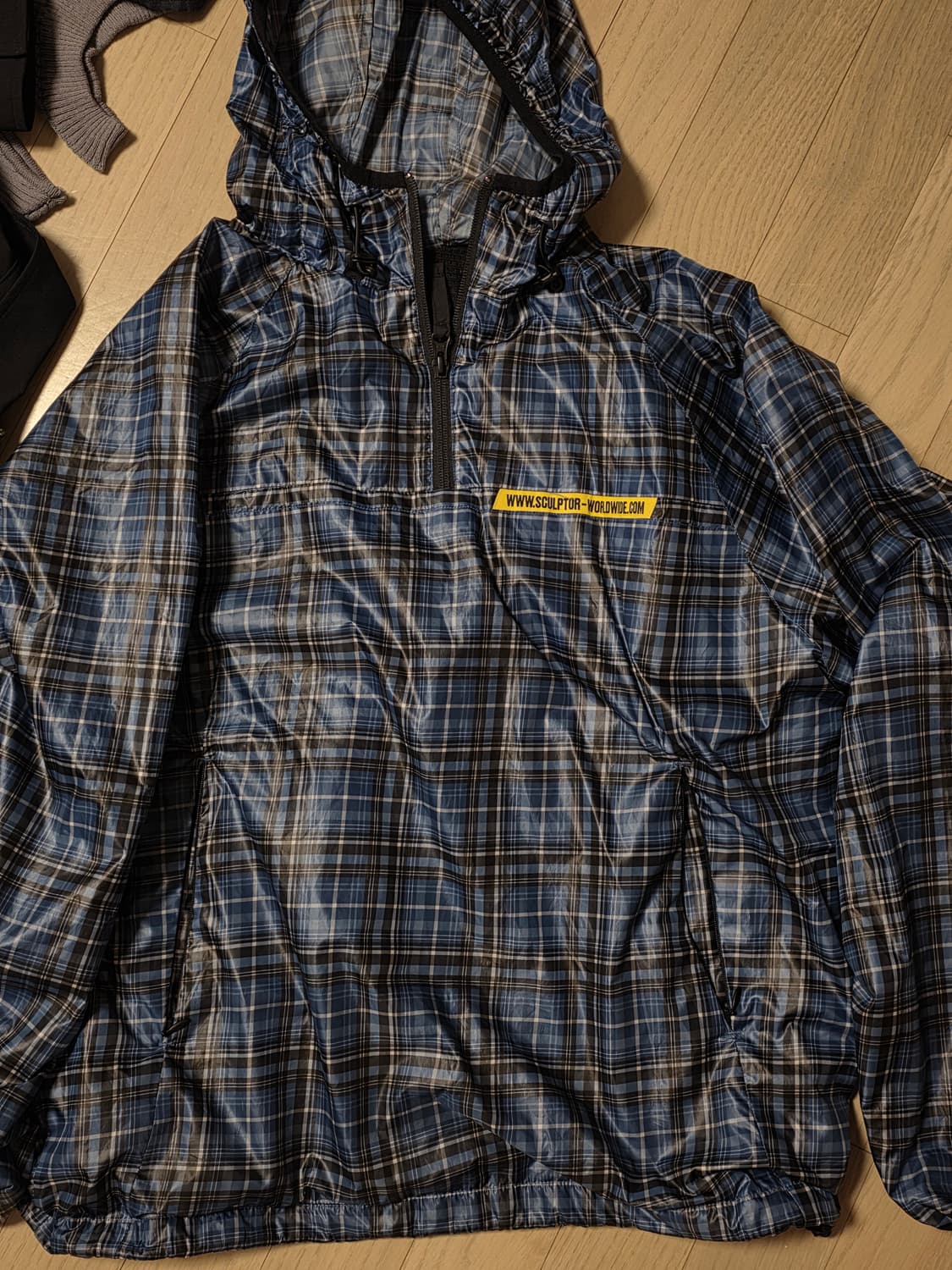 Sculptor Glossy Patterned Anorak 상품이미지1