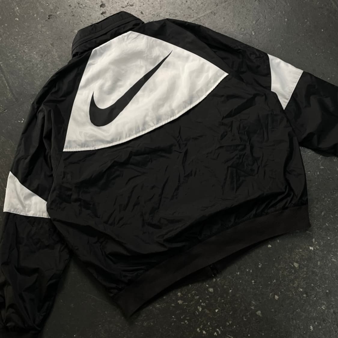 105 나이키 빅스우시 바람막이  상품이미지5
