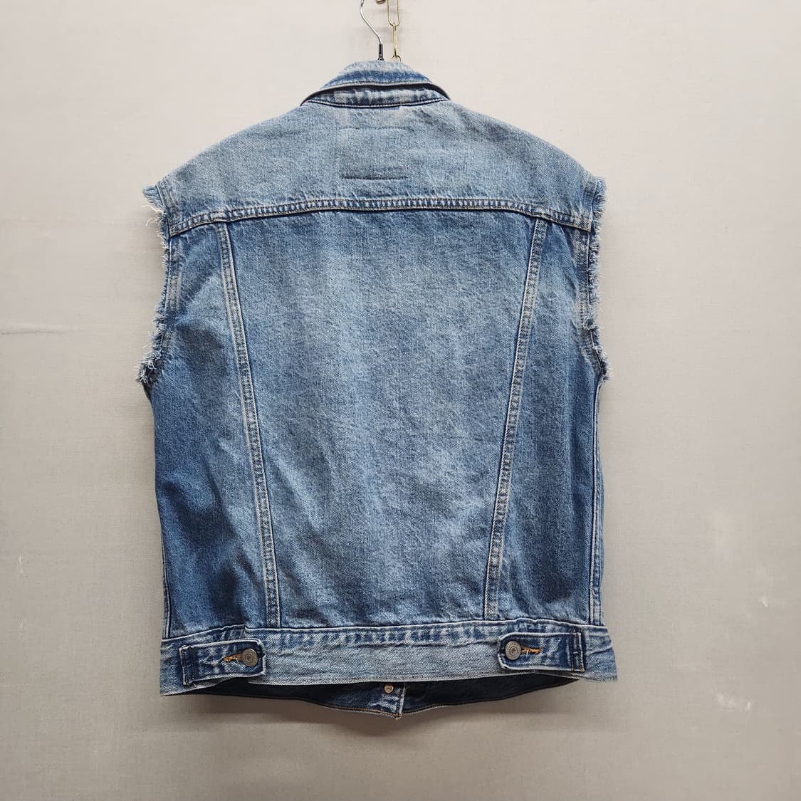 리바이스 프리미엄 투포켓 데님 베스트 S(M) 남여공용 상품이미지4