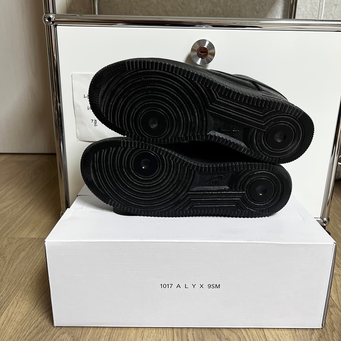 [270] 나이키 × 1017 알릭스 9SM 에어포스 1 로우 SP 블랙 상품이미지9