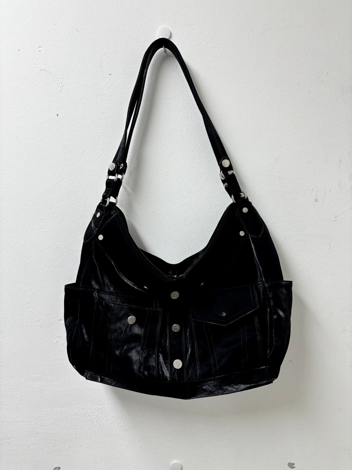 “ILLIGO” Y2K Mood Pocket Detail Bag 상품이미지1
