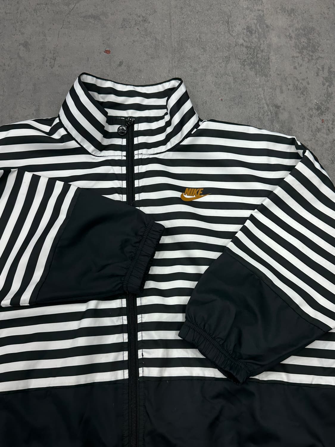 나이키 스트라이프 배색 바람막이 상품이미지2