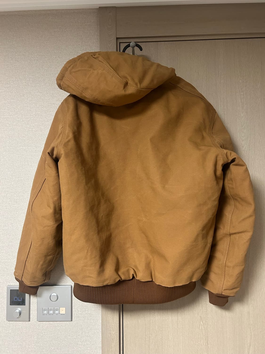 칼하트 j140 액티브 자켓 상품이미지3