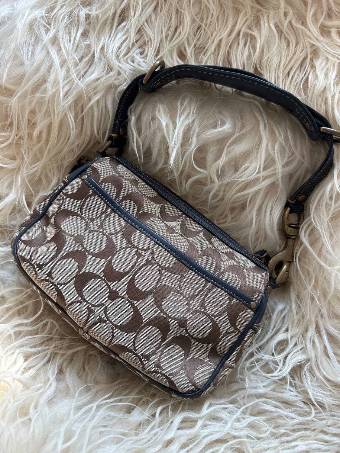 💙)) Coach 코치 시그니처 버클 플랩 미니 숄더백 상품이미지2