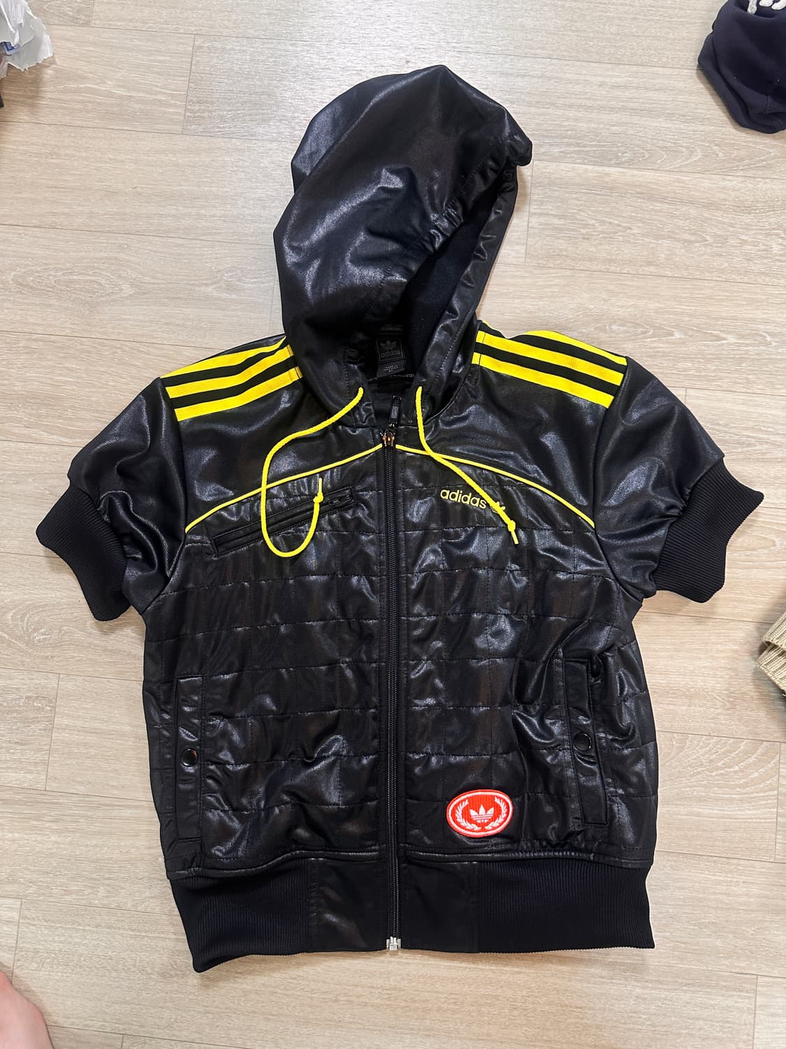 아디다스 후드 반팔조끼 상품이미지1