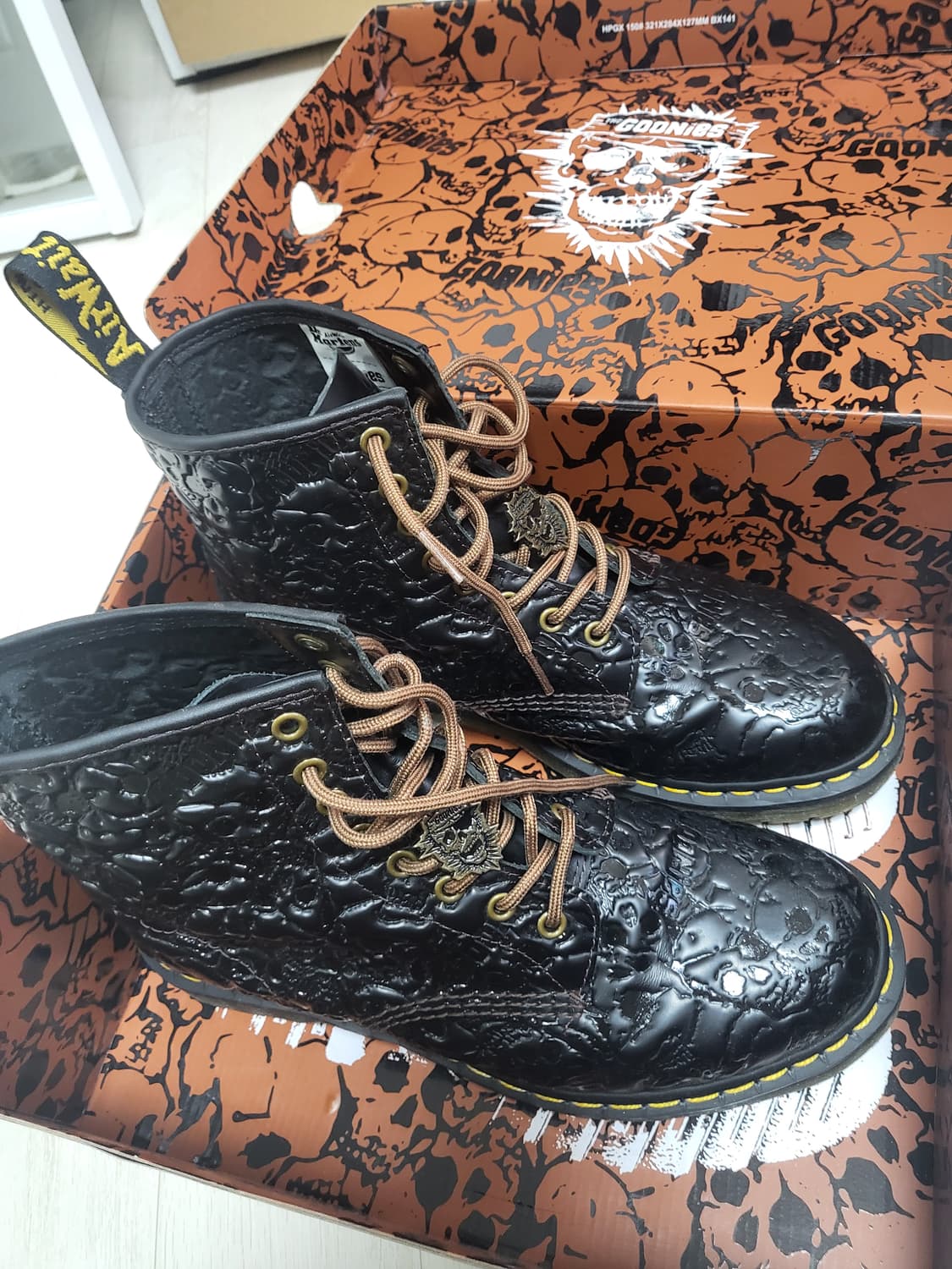 [270,us9 uk8]닥터마틴 구니스 콜라보 상품이미지5