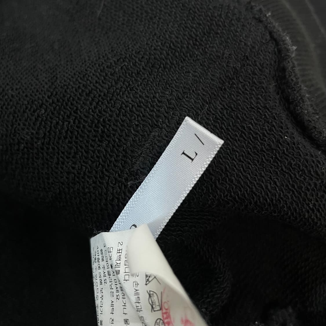 세터 Satur 카프리 시트론 드로잉 그래픽 후드티 블랙 상품이미지6