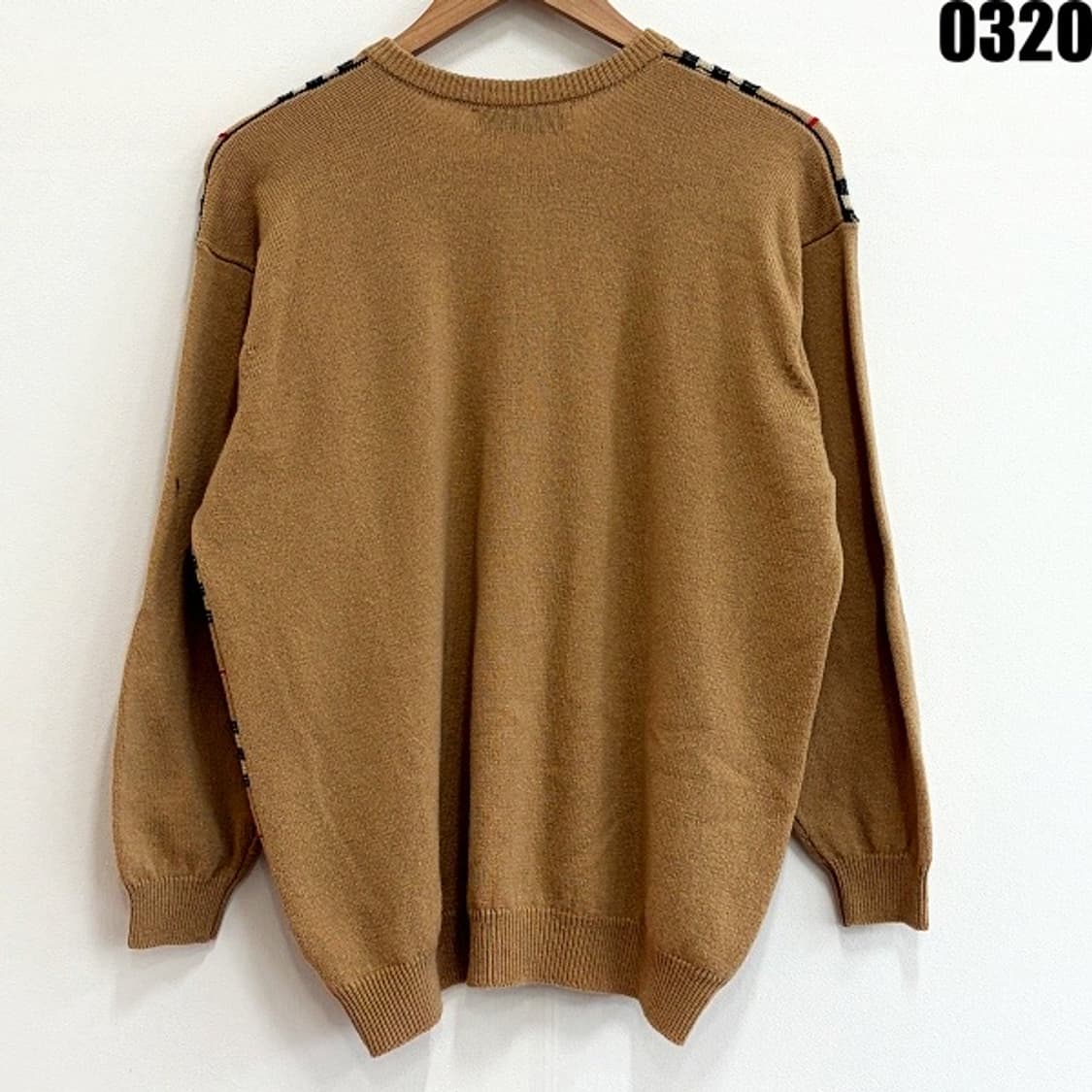 버버리 클래식 라인의 램스울 니트 가디건 100 상품이미지10