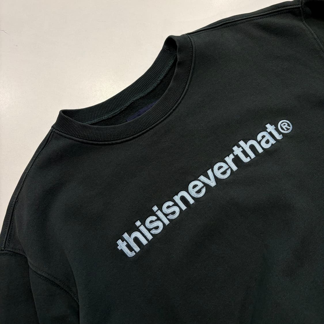 [M] 디스이즈네버댓 그린 블루 맨투맨 티셔츠 D604 상품이미지3