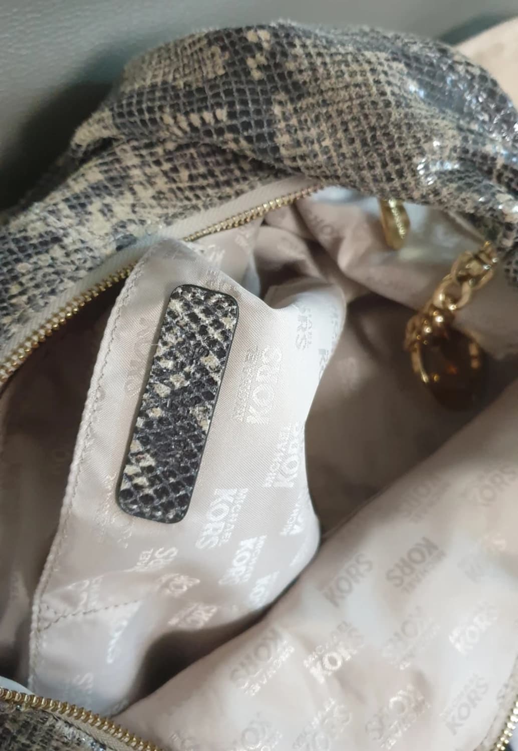 Michael Kors Python Hobo bag 상품이미지5