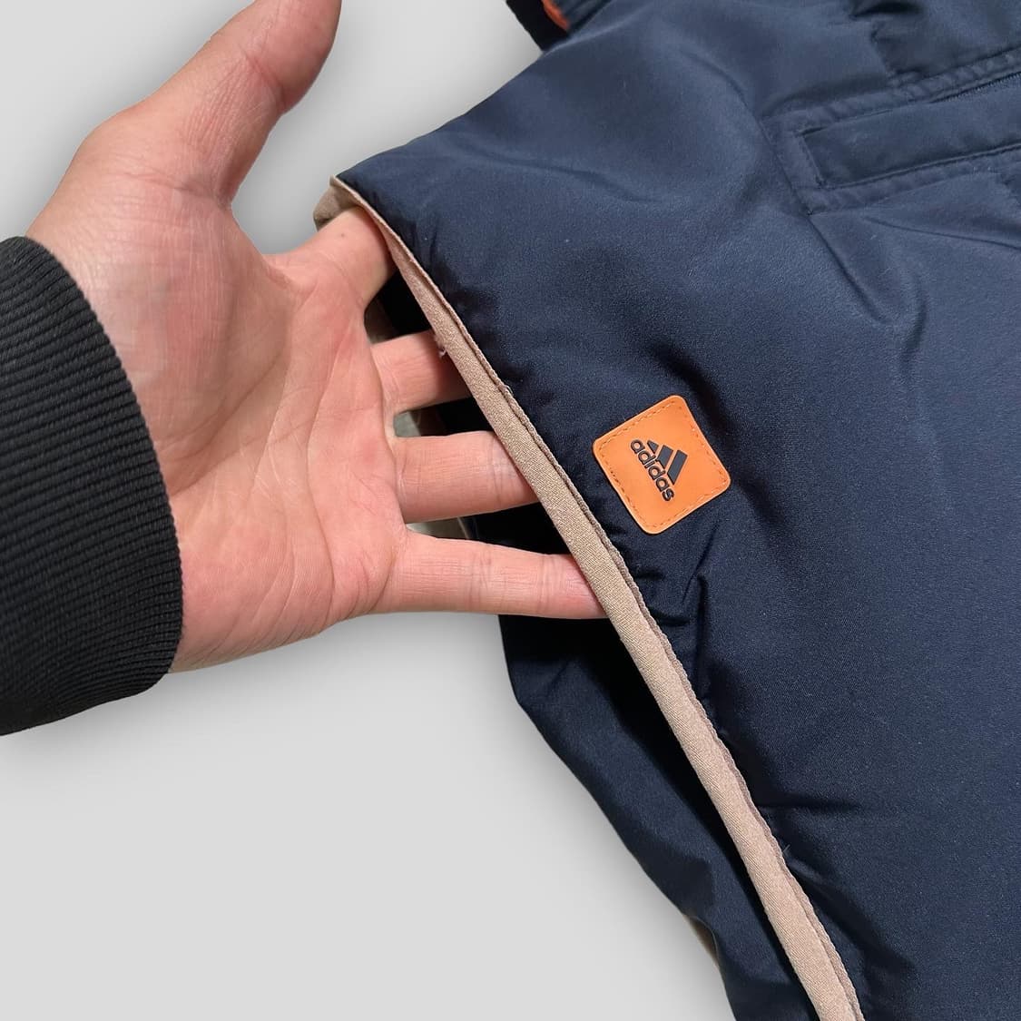 아디다스 네이비 오리털 패딩 상품이미지3