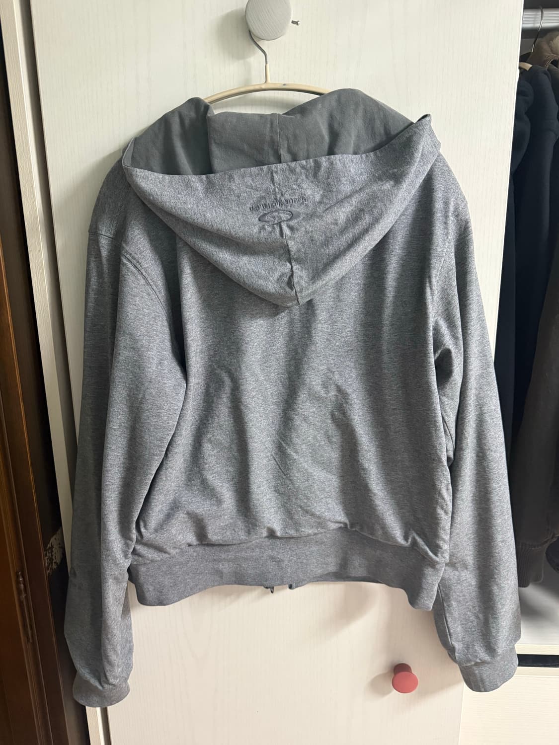 발렌시아가 리버시블 후드집업 그레이 / 카키 상품이미지3