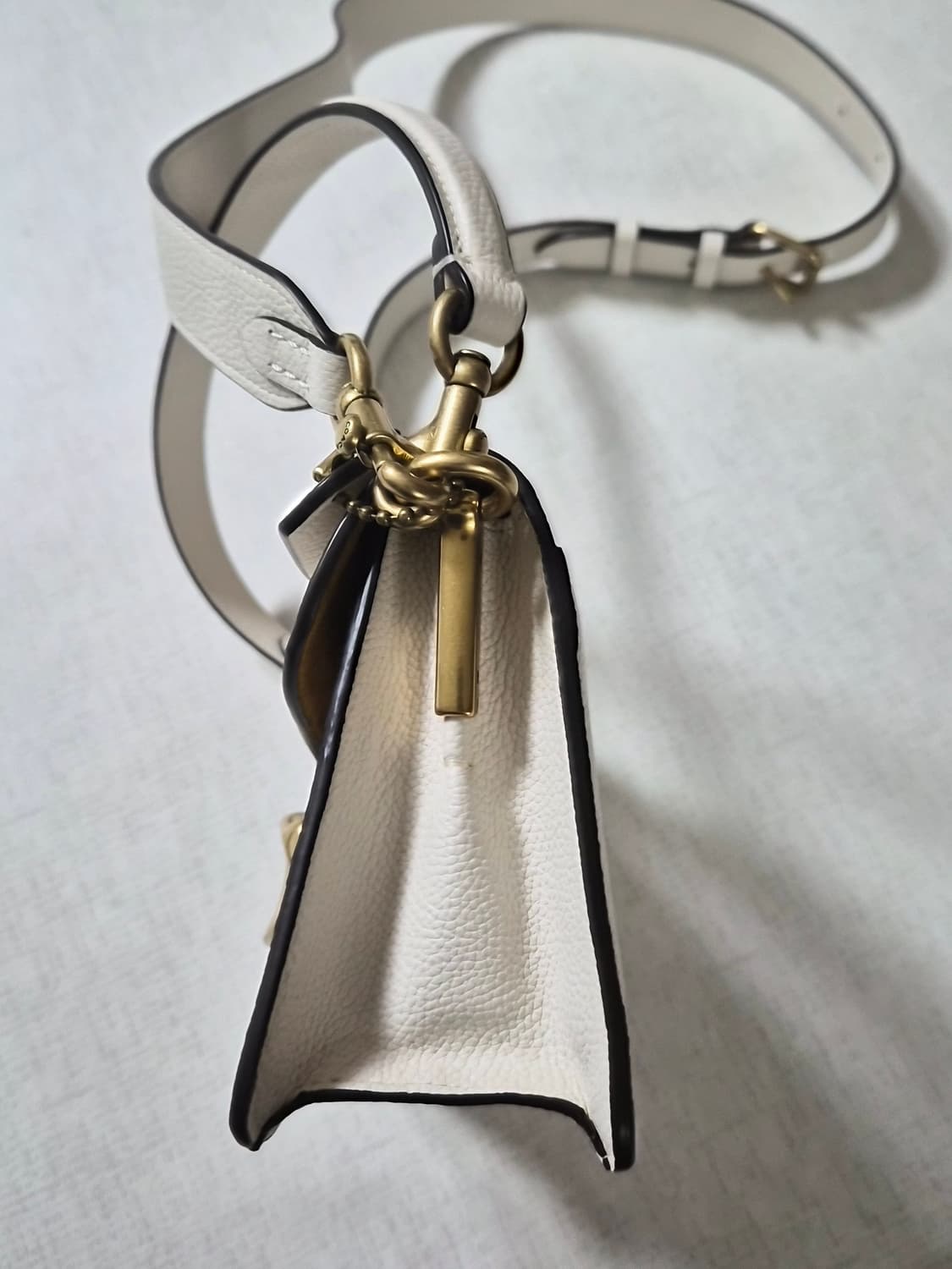 코치 태비숄더백 상품이미지6