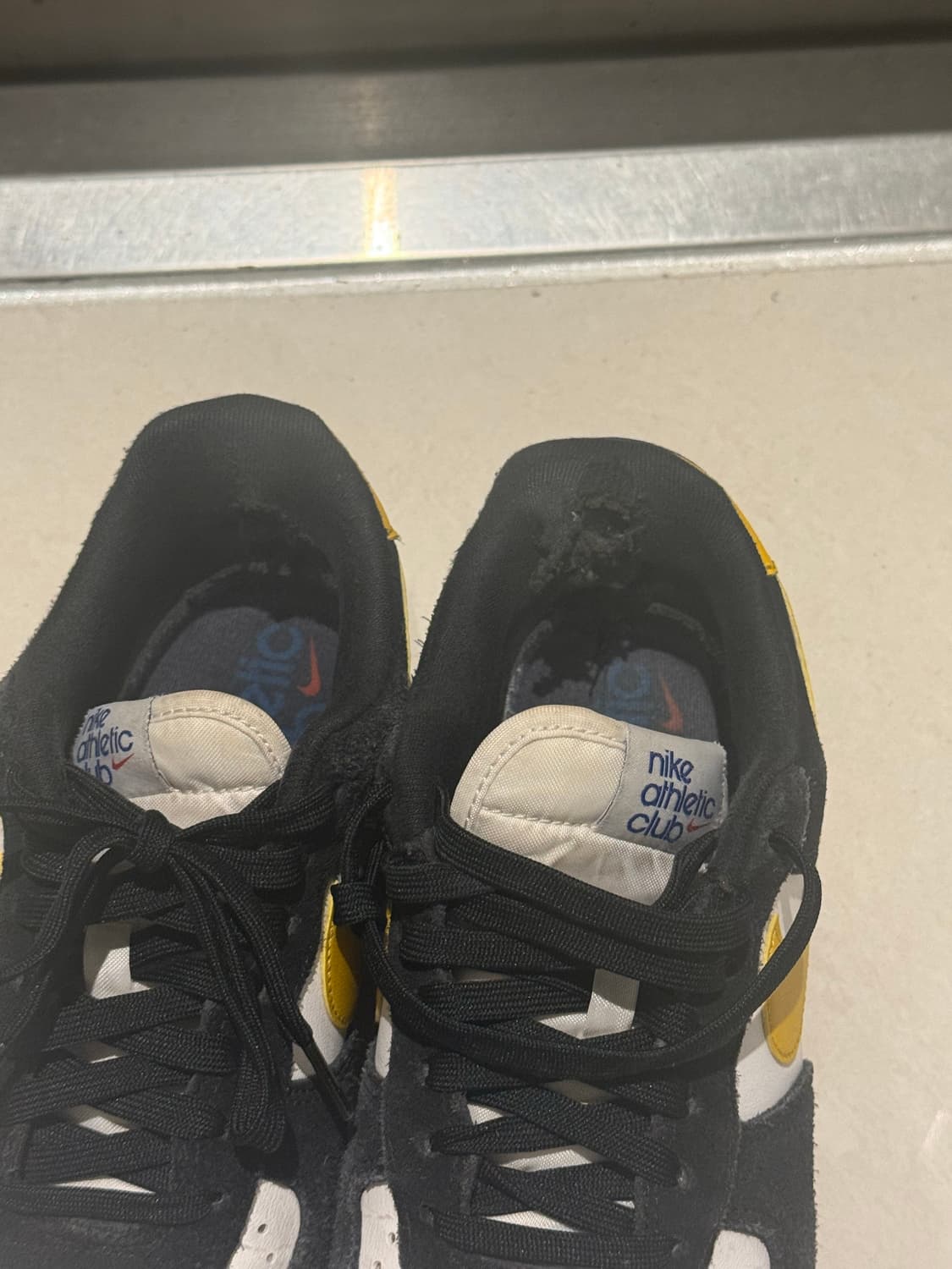 나이키 애슬레틱 에어포스 검노 250 상품이미지5