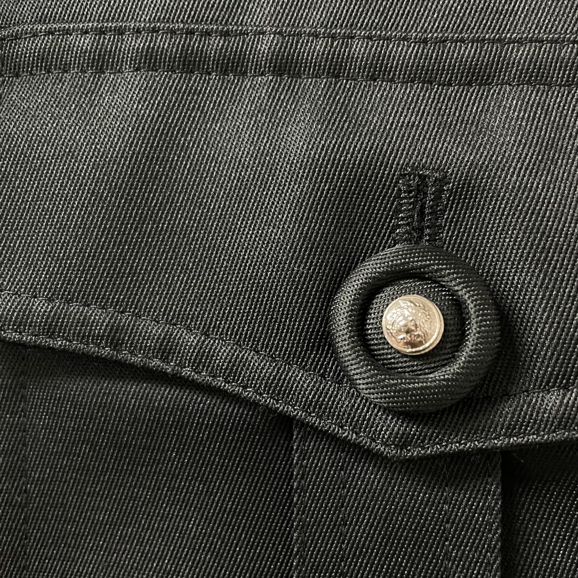 베르사체 블랙 코트 40 상품이미지4